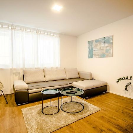 Central Apartments By Kovee Bratislava Exterior photo